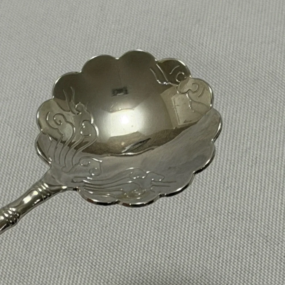Smoky Mountains USA Souvenir Spoon Bear‎ Shield Silver Tone Travel Decor Vintage